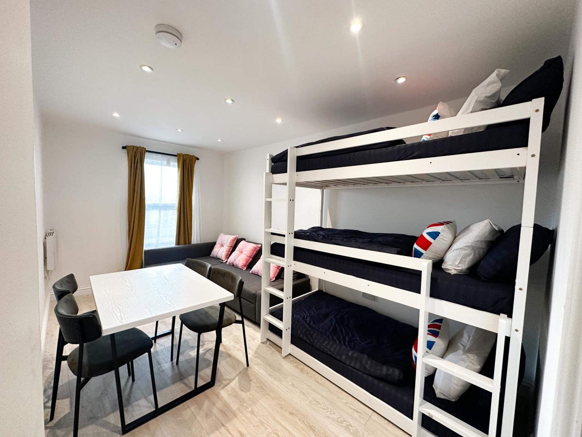 Flat A Stay In Earlsfield 런던 외부 사진